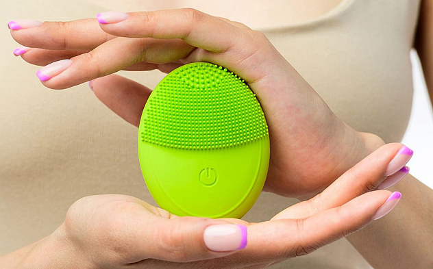 Щетка массажер по уходу за кожей лица GESS-699 Mango